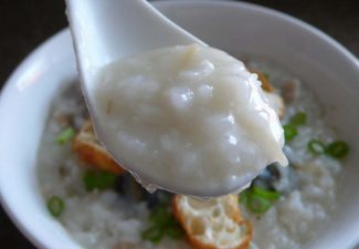 A spoon of rice bears resemblance to “semen”, a relationship that can be seen in the Chinese character for each word.